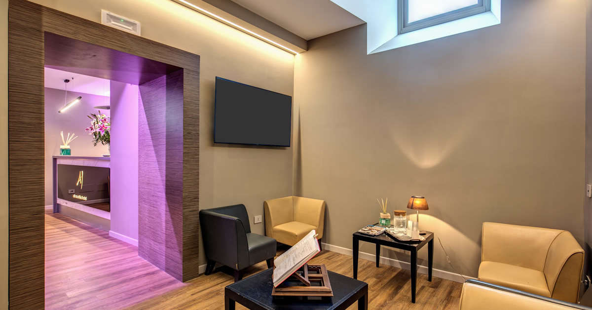 Een foto van het interieur van Al Manthia Hotel