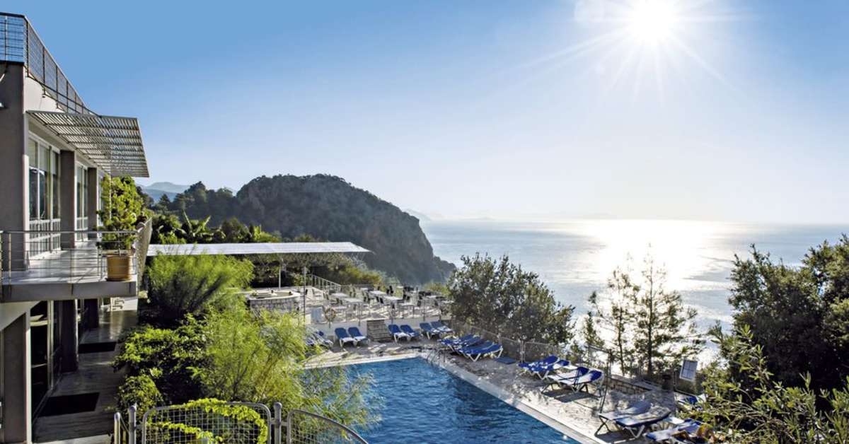 Een foto van het zwembad bij Loryma Resort Hotel