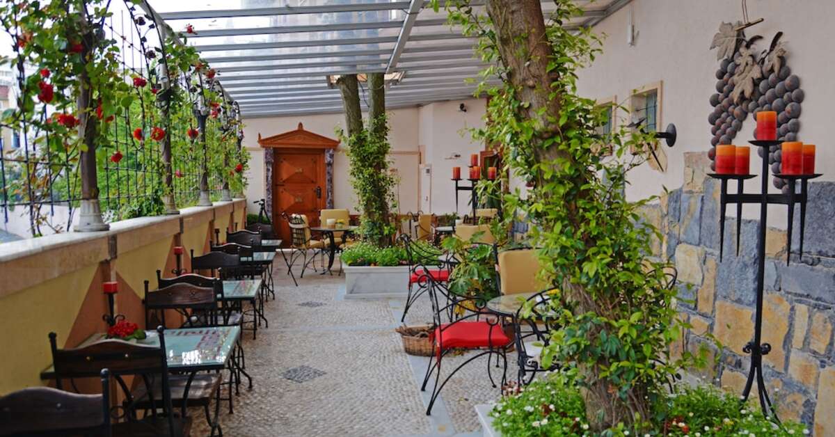 Een foto van het terras bij Antea Palace Hotel & Spa
