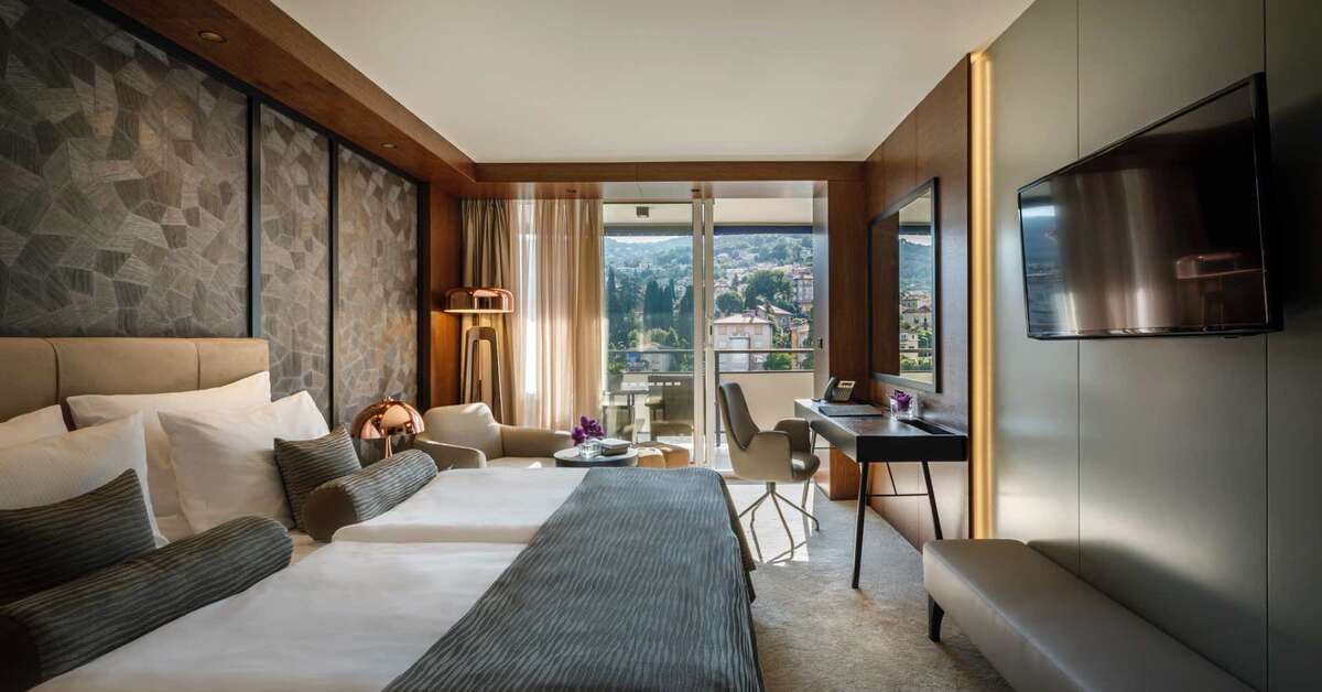 Ein Foto Hotel Ambasador