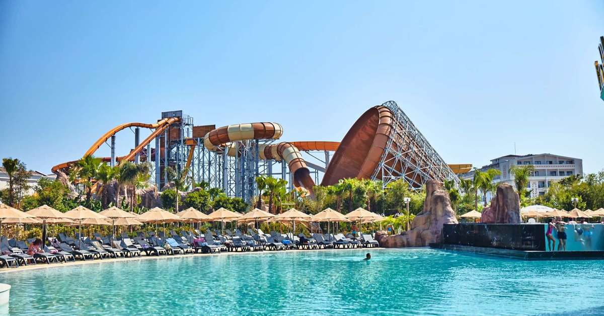 Een foto van het zwembad bij The Land of Legends Kingdom Hotel