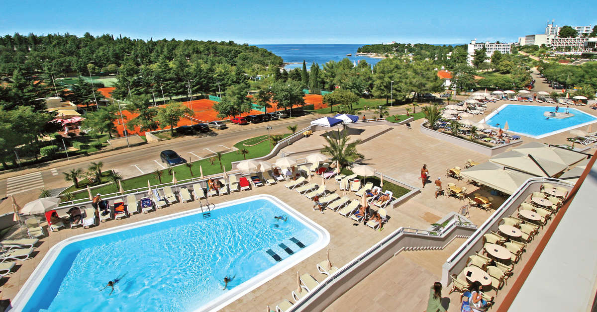 Een foto van een overzicht van Hotel Albatros Plava Laguna