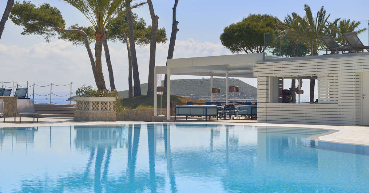 Een foto van het zwembad bij Melia Calvia Beach