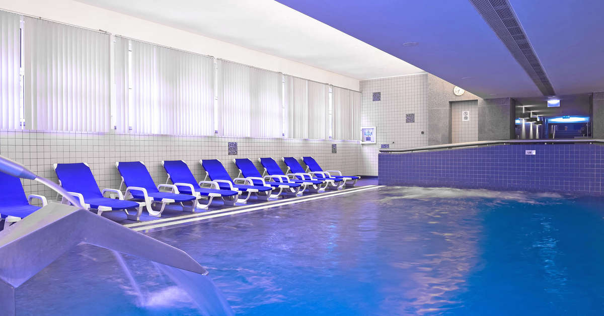 Een foto van het zwembad bij Hotel Central