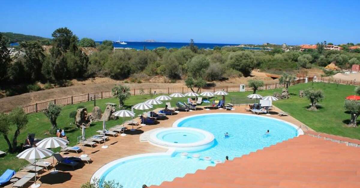 Een foto van het zwembad bij Hotel Marana