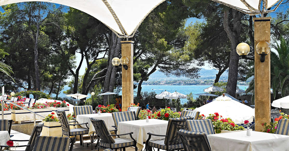Ein Foto von der Terrasse im Hipotels Eurotel Punta Rotja Hotel