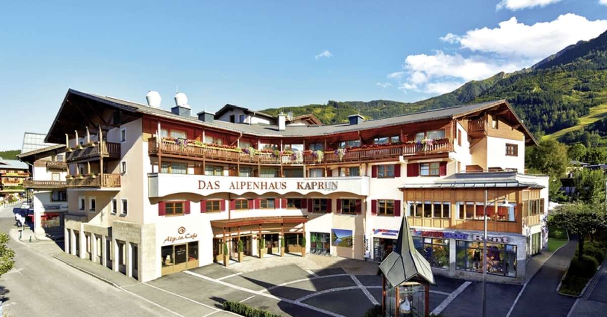 Een foto van de buitenkant van Das Alpenhaus Kaprun