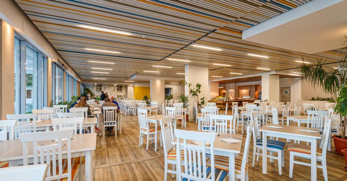 Ein Foto Carine Hotel Delfin