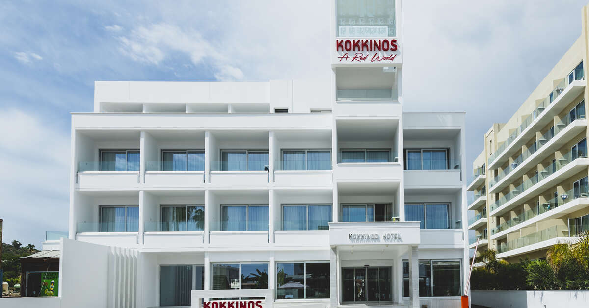 Een foto van de buitenkant van Kokkinos Boutique Hotel