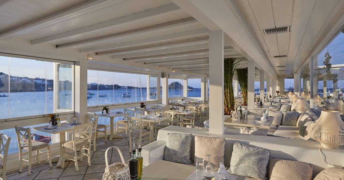 Een foto van de faciliteiten bij Petinos Beach Hotel