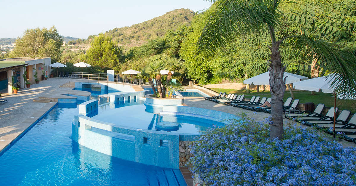 Ein Foto vom Pool im Pula Suites Boutique Resort