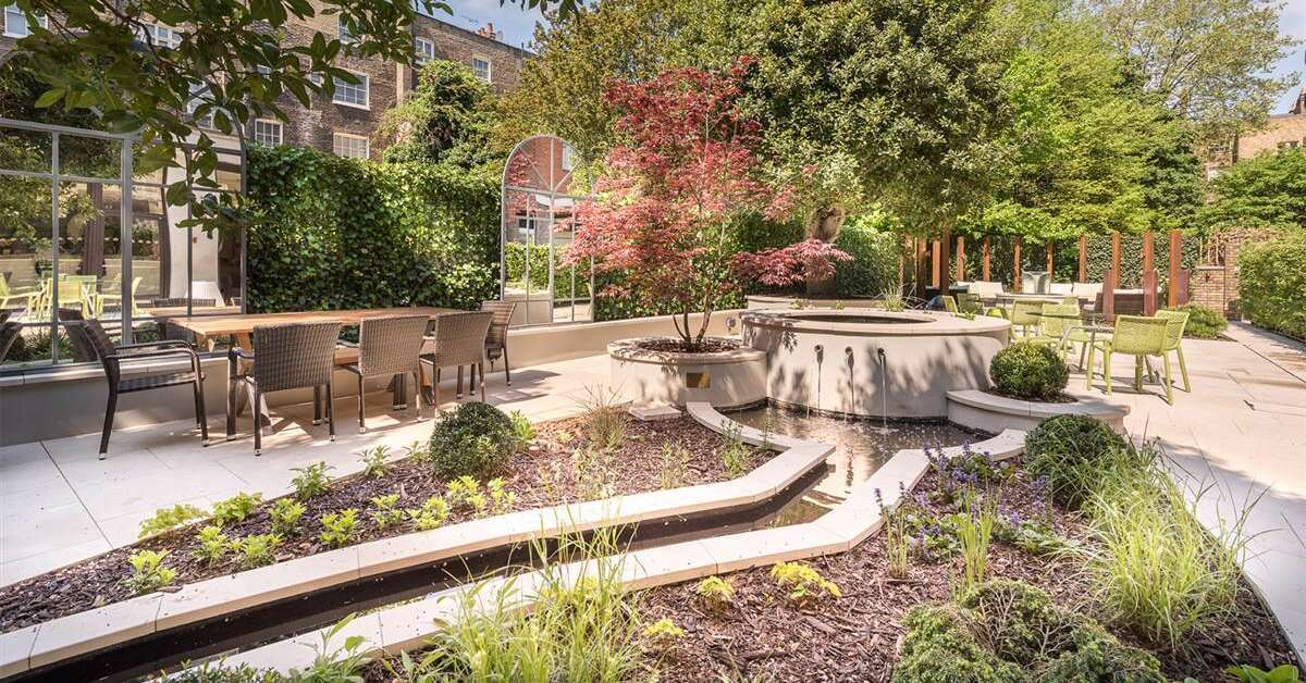 Ein Foto von der Terrasse im Hotel Bedford