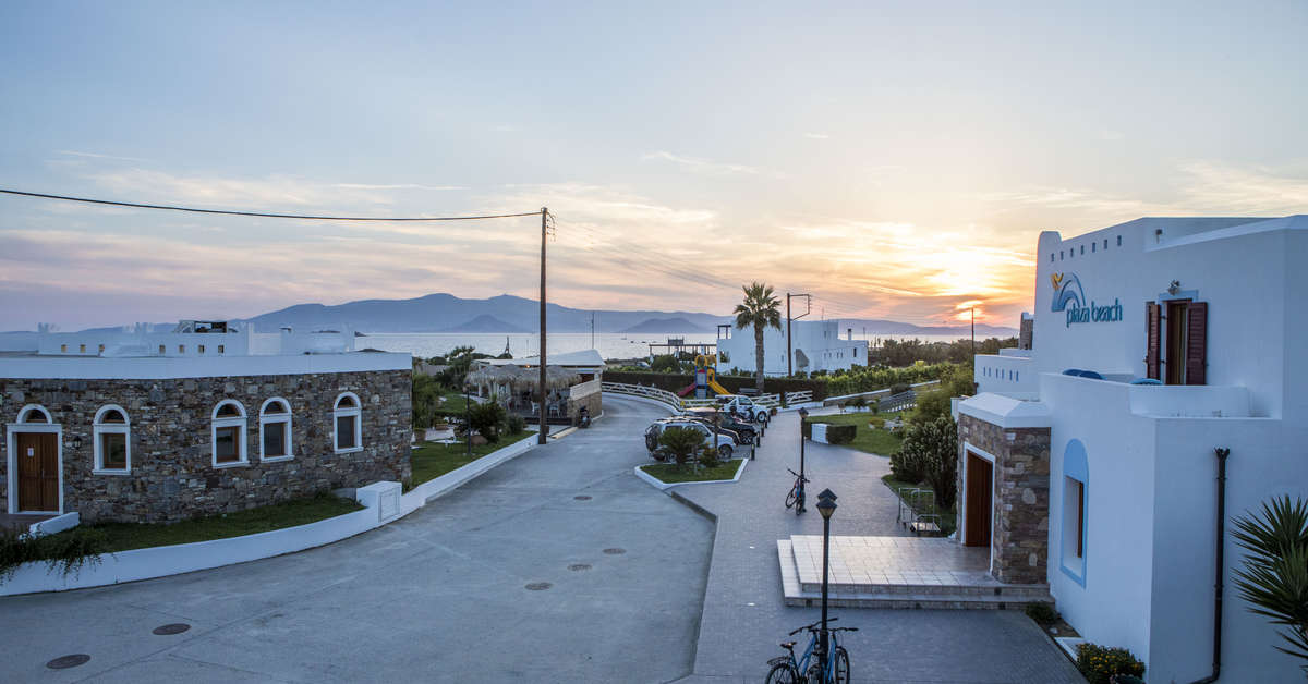 Een foto van de buitenkant van Plaza Beach Hotel