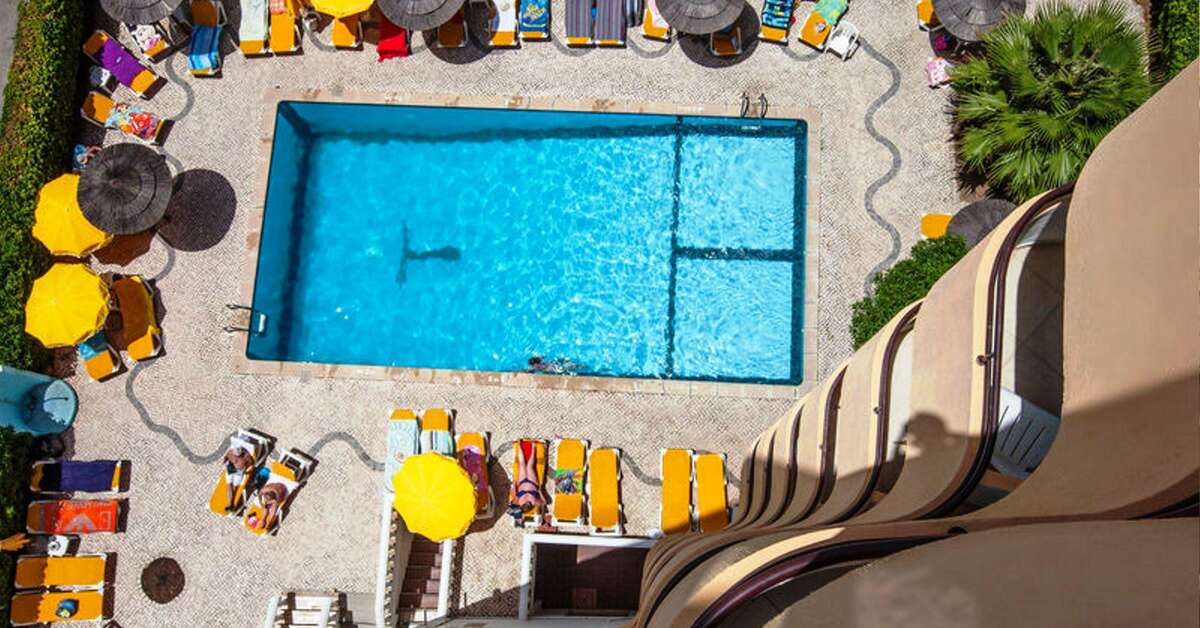 Een foto van het zwembad bij Hotel Atismar