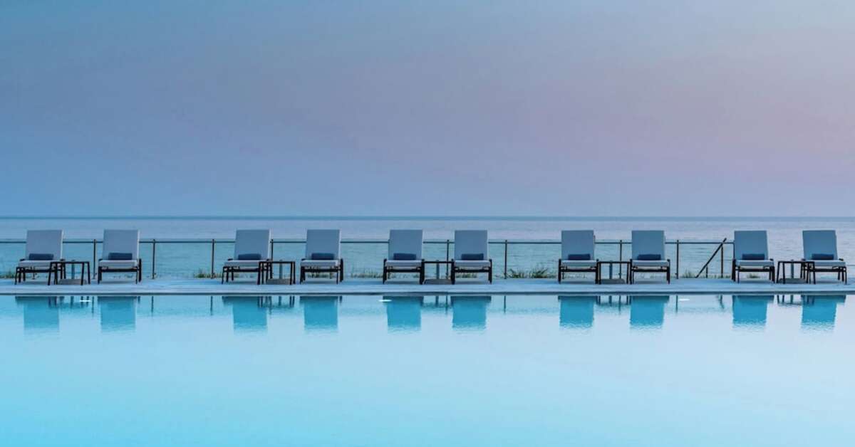 Een foto van het zwembad bij Domes of Corfu