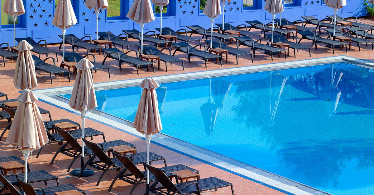 Ein Foto vom Pool im Eliros Mare