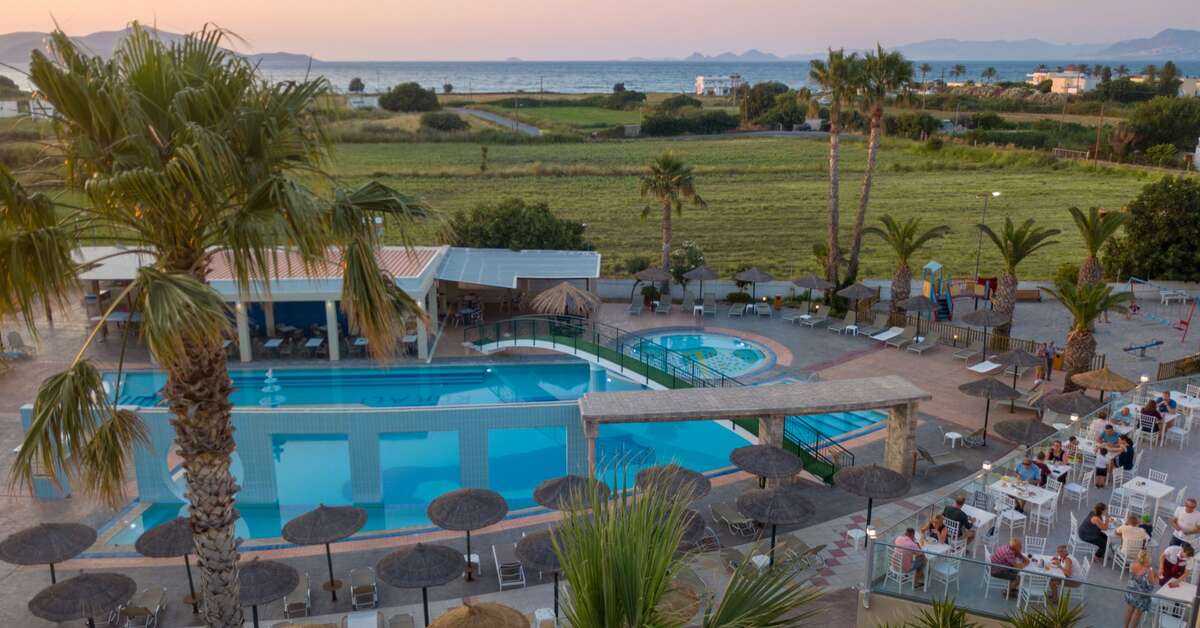 Een foto van het zwembad bij Corali Hotel & Village