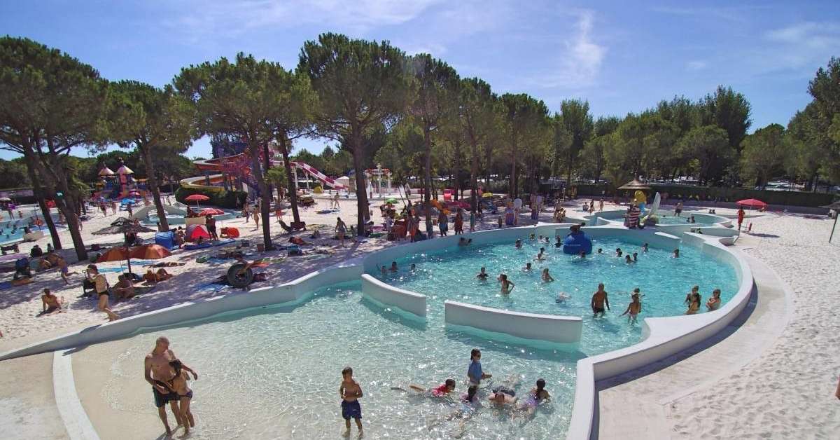 Een foto van het zwembad bij Camping Union Lido