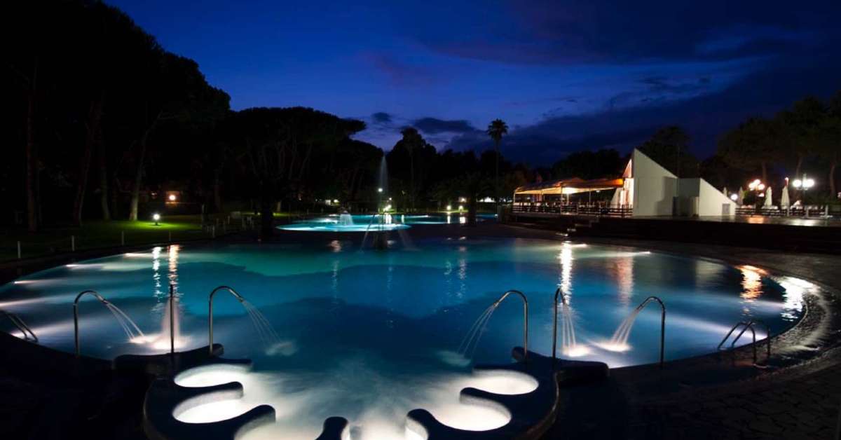 Een foto van het zwembad bij Camping Villaggio Baia Domizia