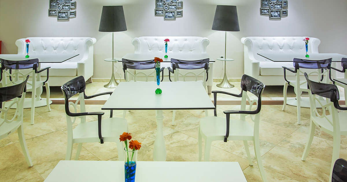 Een foto van het interieur van Core Hotels