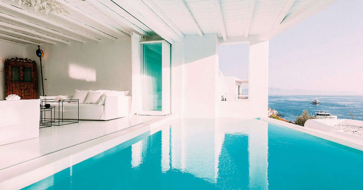 Een foto van het zwembad bij Mykonos Blu Grecotel Boutique Resort