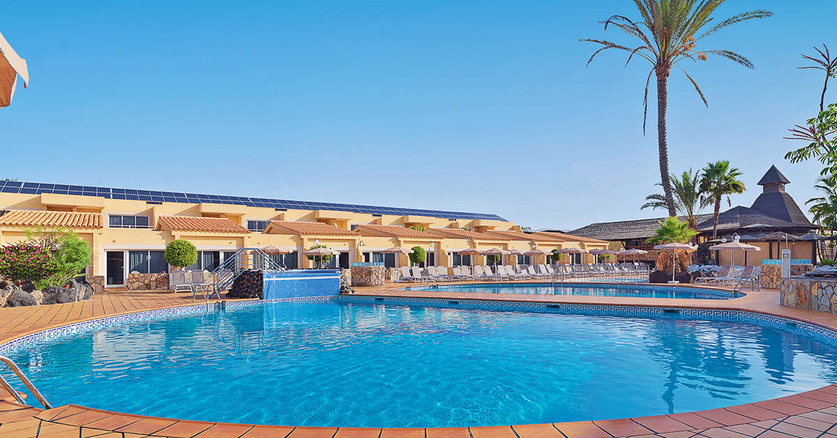Een foto van het zwembad bij Hotel Arena Suite Fuerteventura