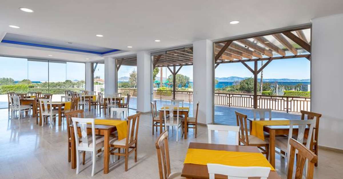 Een foto van Niriides Beach Hotel