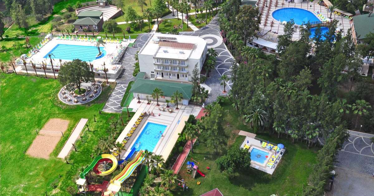 Een foto van het zwembad bij Club Hotel Sidelya