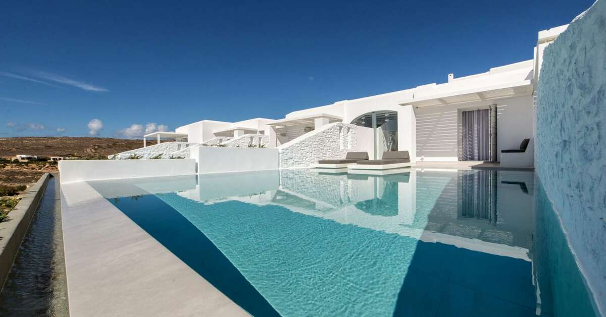 Een foto van het zwembad bij Paros Agnanti Hotel