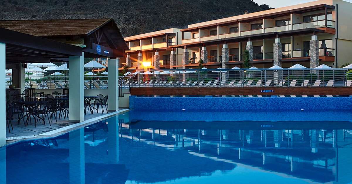Een foto van het zwembad bij Island Blue Hotel