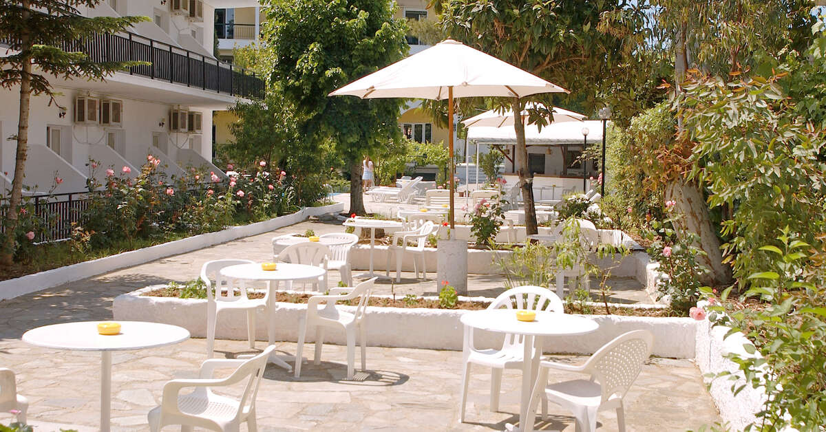 Ein Foto von der Terrasse im Popi Star Hotel