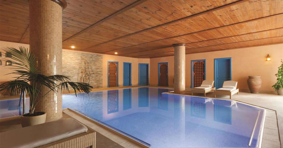 Ein Foto vom Pool im Kempinski San Lawrenz