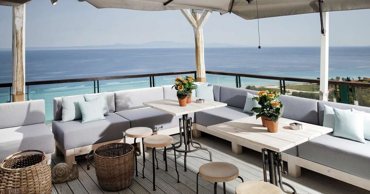 Een foto van het terras bij Rigas Boutique Hotel
