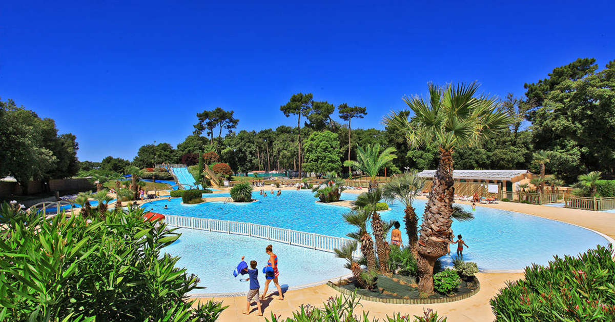 Een foto van het zwembad bij Yukadi Village Le Logis