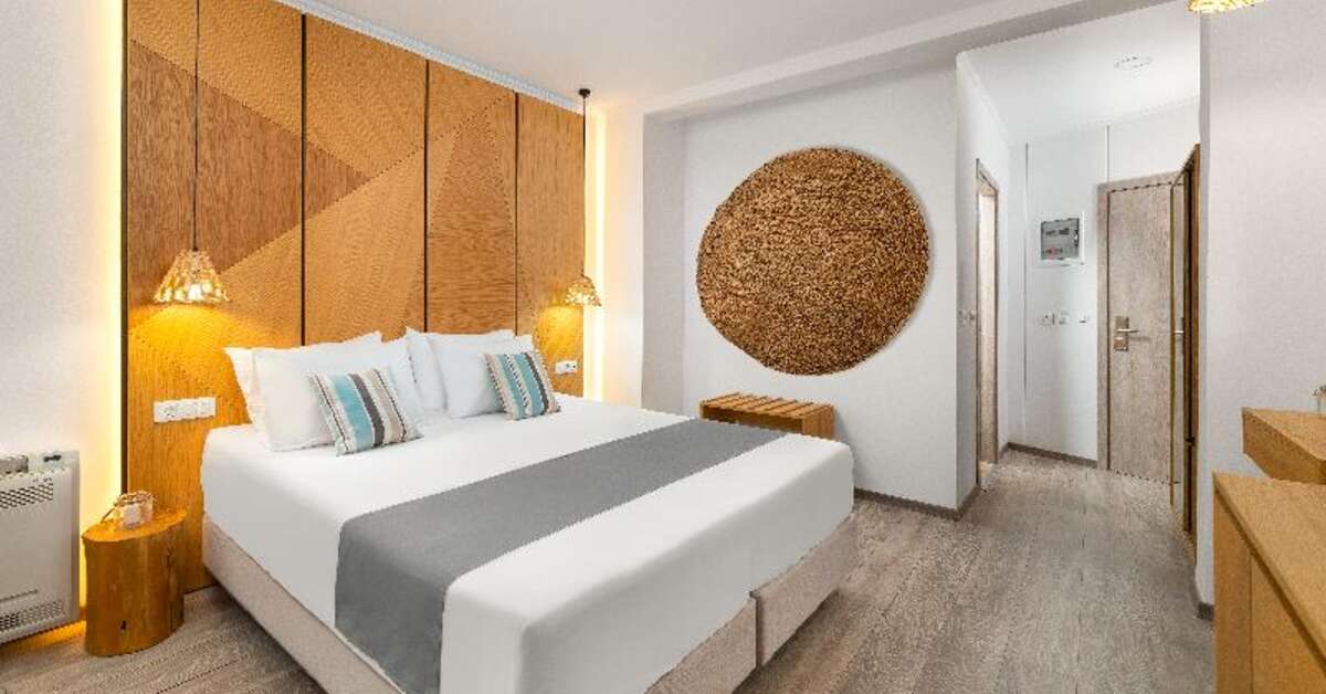 Een foto van Paralos Rodos
