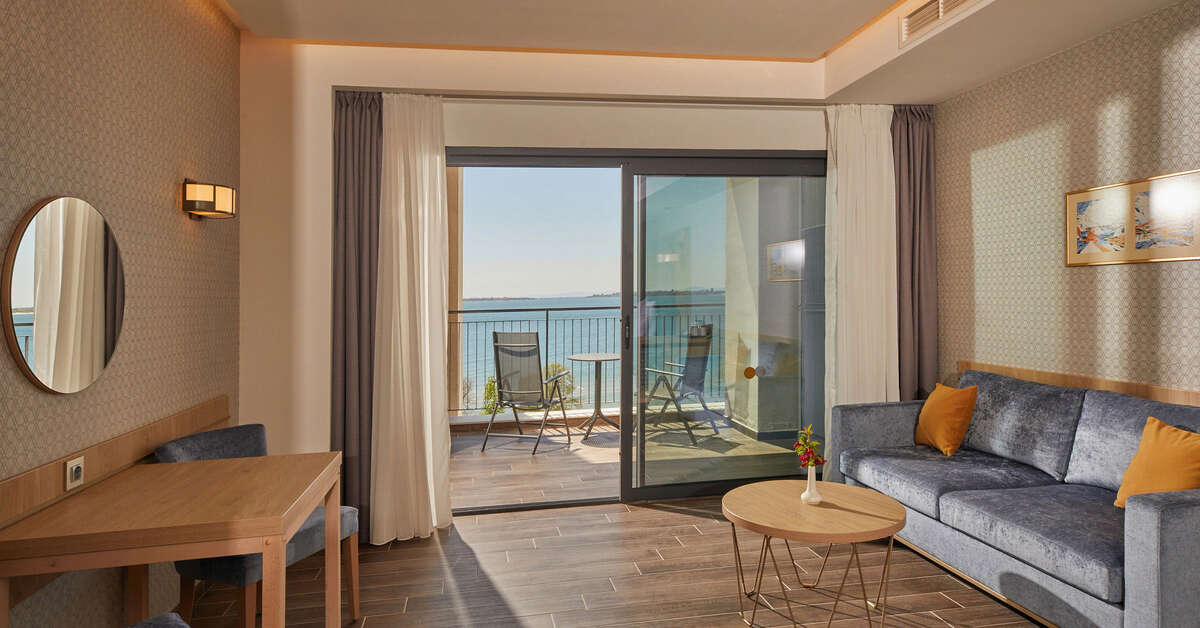 Ein Foto Secrets Sunny Beach Resort & Spa