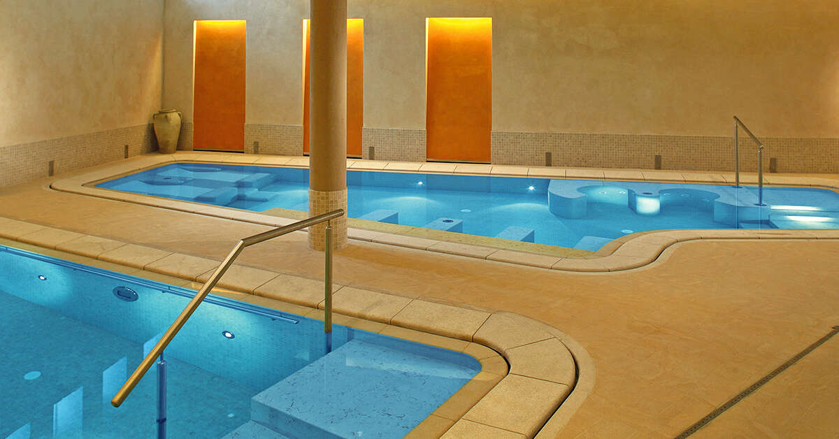 Een foto van het zwembad bij Hotel Caesius Terme & Spa Resort