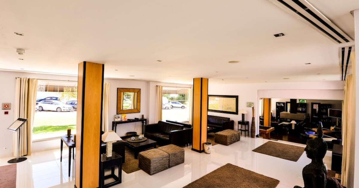 Een foto van het interieur van Vila Gale Collection Praia