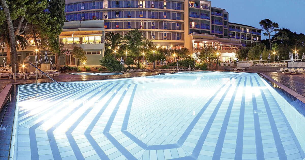 Een foto van het zwembad bij Aminess Vival Grand Azur Hotel