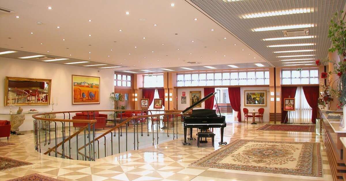 Een foto van het interieur van Grand Hotel la Chiusa di Chietri
