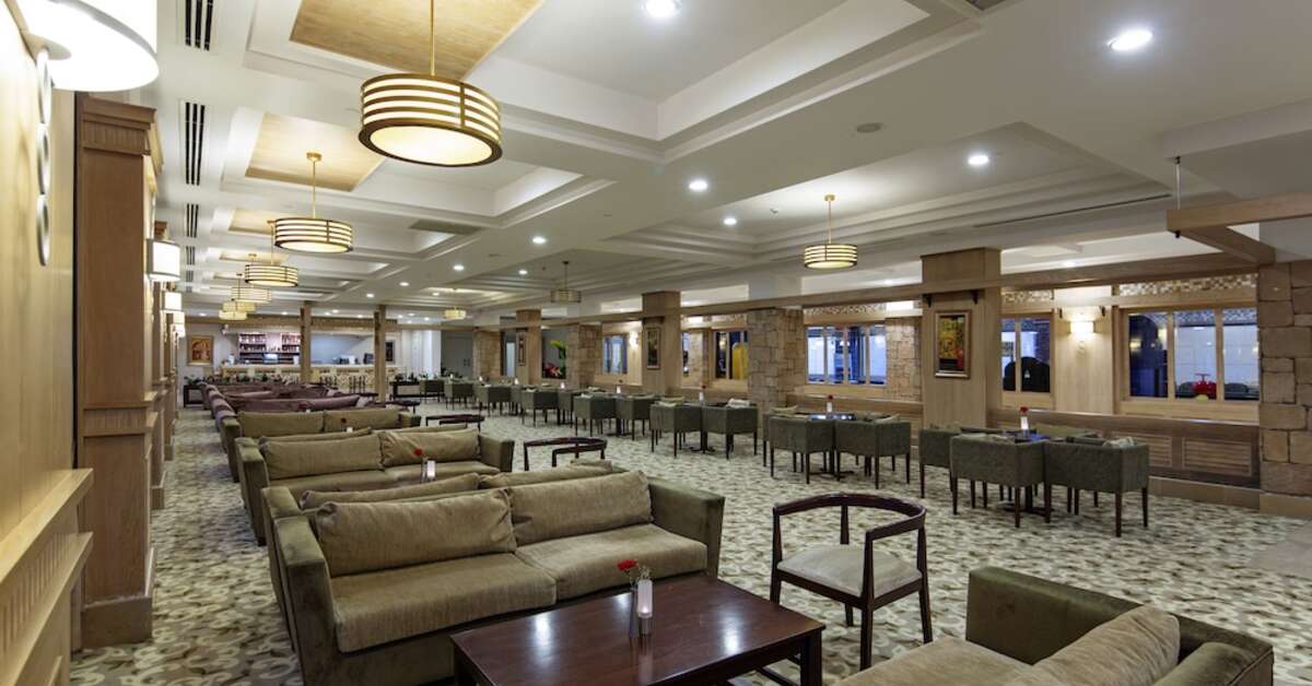 Een foto van het interieur van Alba Queen Hotel