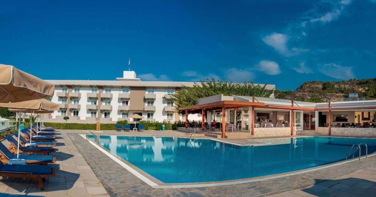 Ein Foto vom Pool im Zoes Hotel