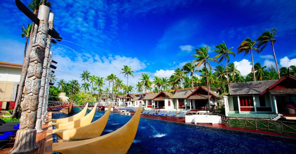 Een foto van het zwembad bij Graceland Khao Lak Resort & Spa