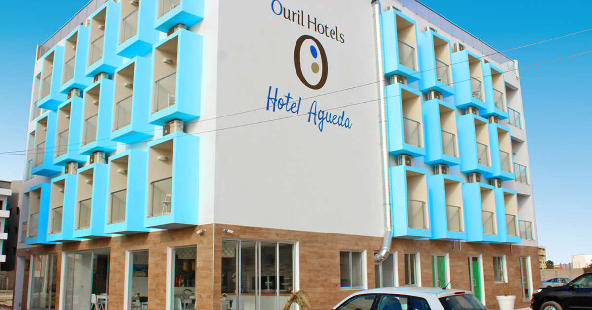 Een foto van de buitenkant van Ouril Hotel Agueda