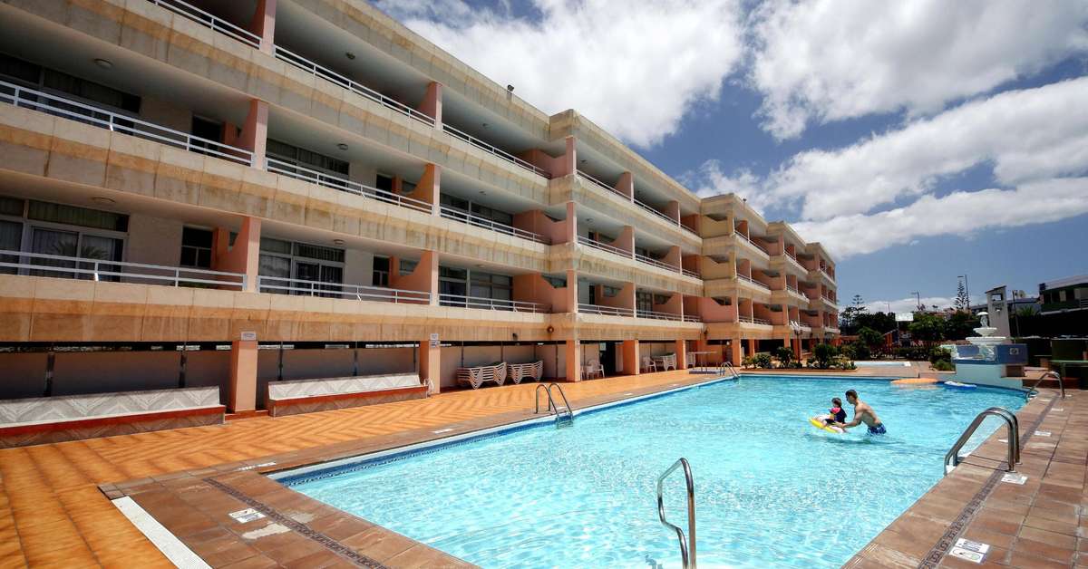Een foto van het zwembad bij Appartementen Montemar