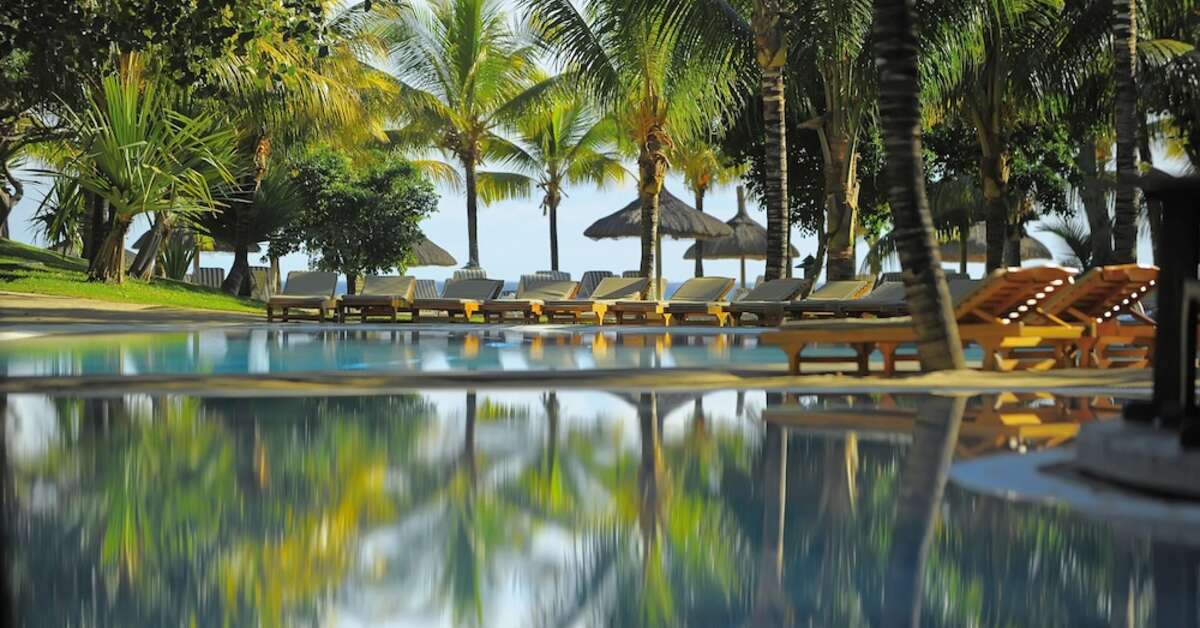 Een foto van het zwembad bij Canonnier Beachcomber Golf Resort & Spa