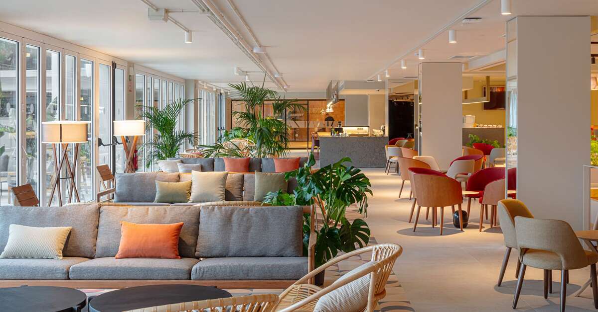 Een foto van het interieur van Atzavara Hotel & Spa