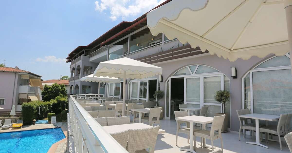 Een foto van het terras bij Hotel Tropical