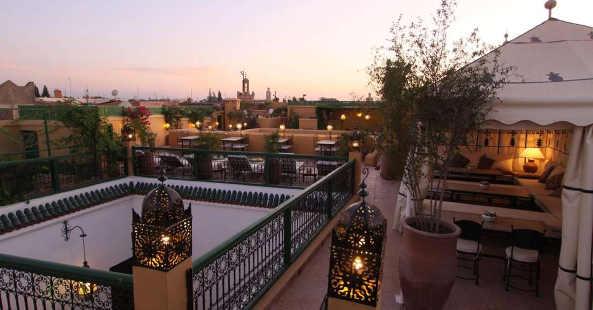 Een foto van het terras bij Riad Karmela