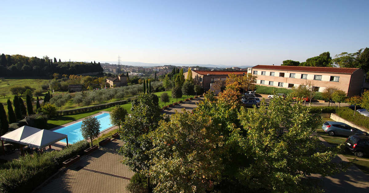 Een foto van de buitenkant van Sangallo Park Hotel